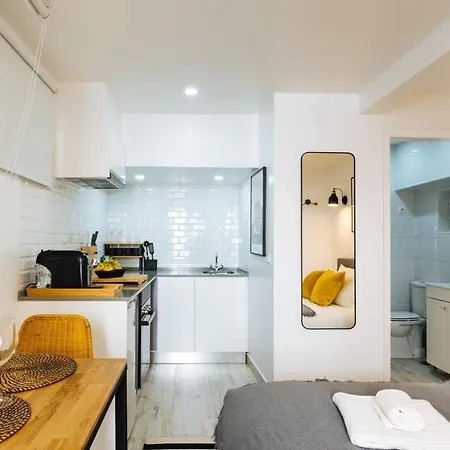 Cozy & Small Studio In The Center Lisboa Exterior foto